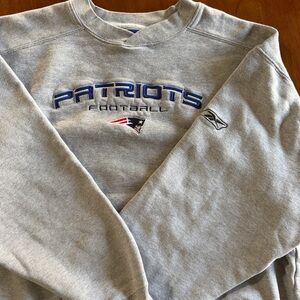NFL Patriots Gray Crewneck Sweatshirt Vintage